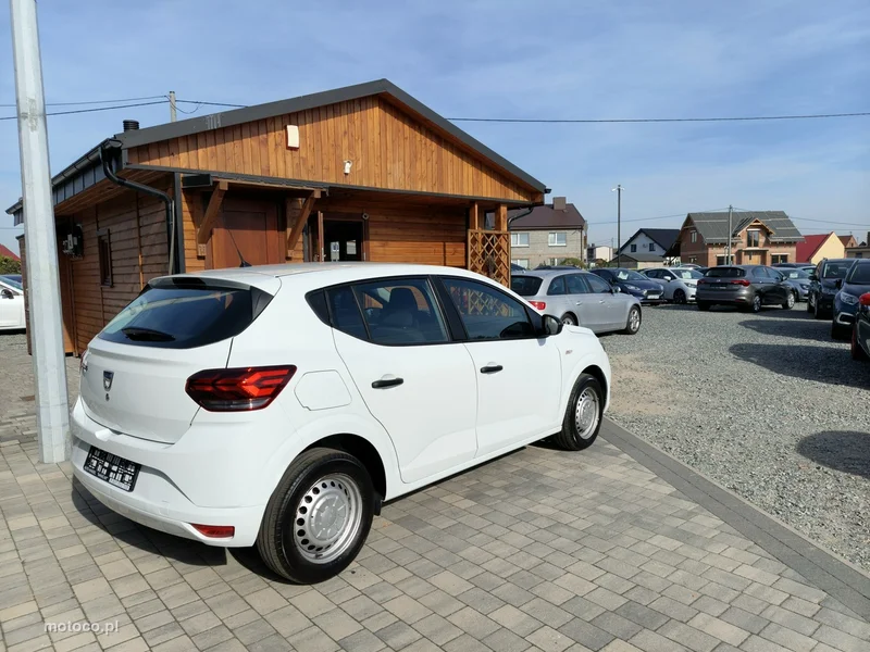 Dacia Sandero 6