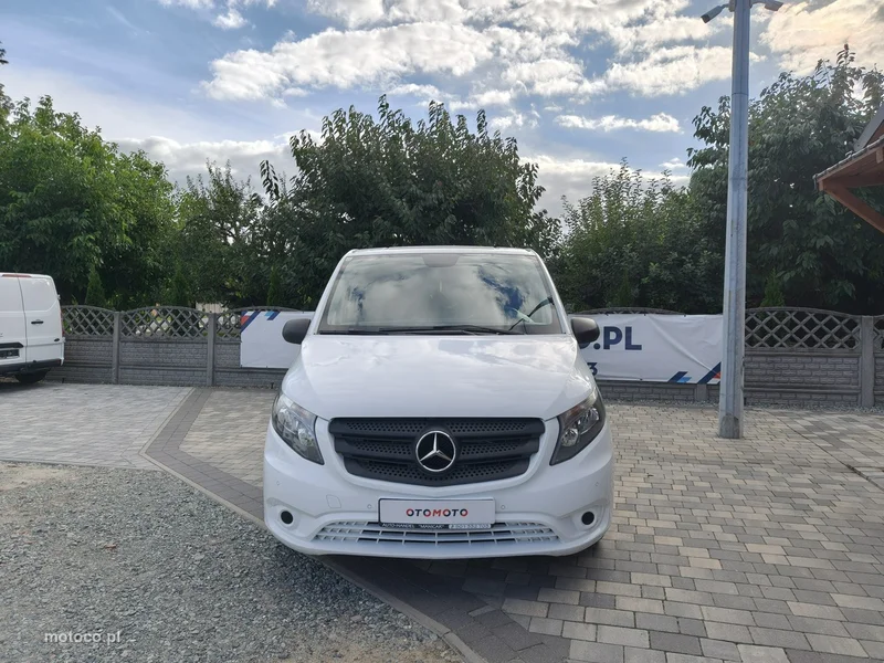 Mercedes-Benz Vito 2