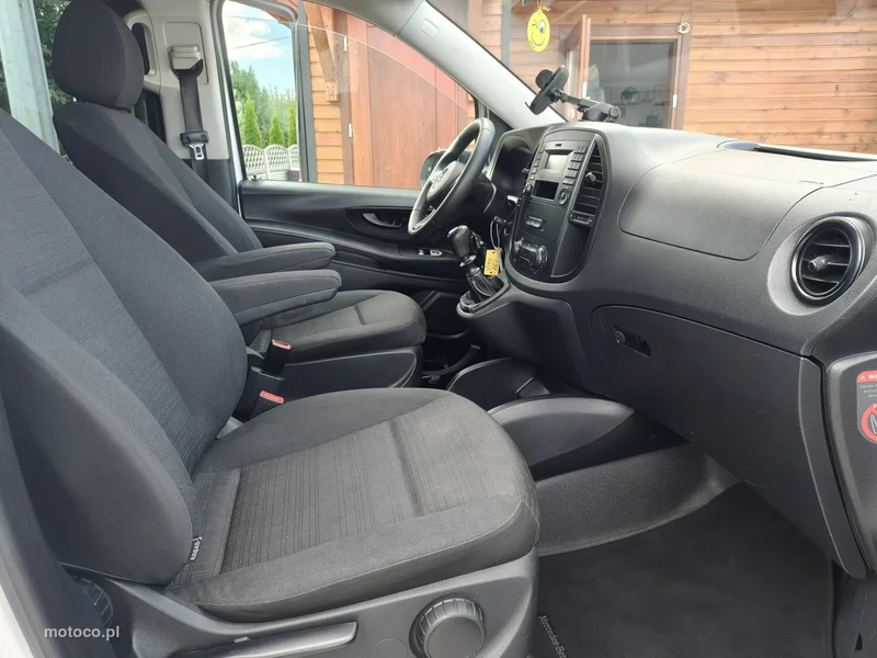 Mercedes-Benz Vito 17