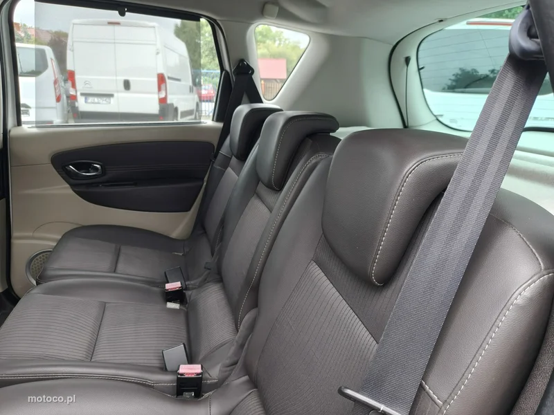 Renault Scenic III 25