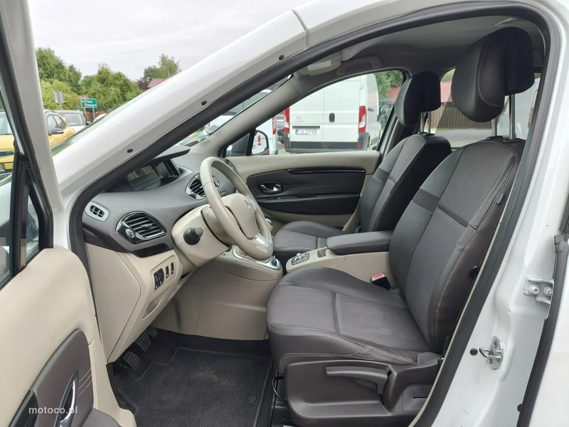 Renault Scenic III 7