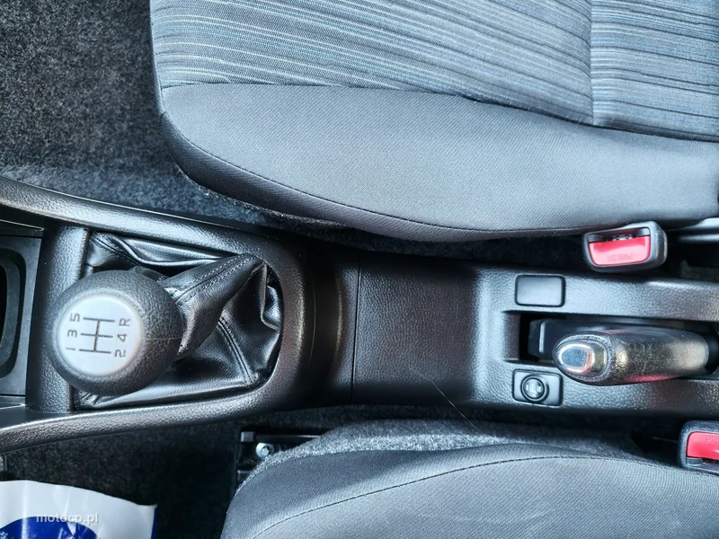 Suzuki Swift 15