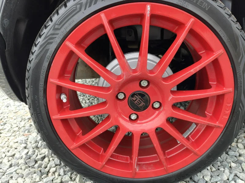 Suzuki Swift 32