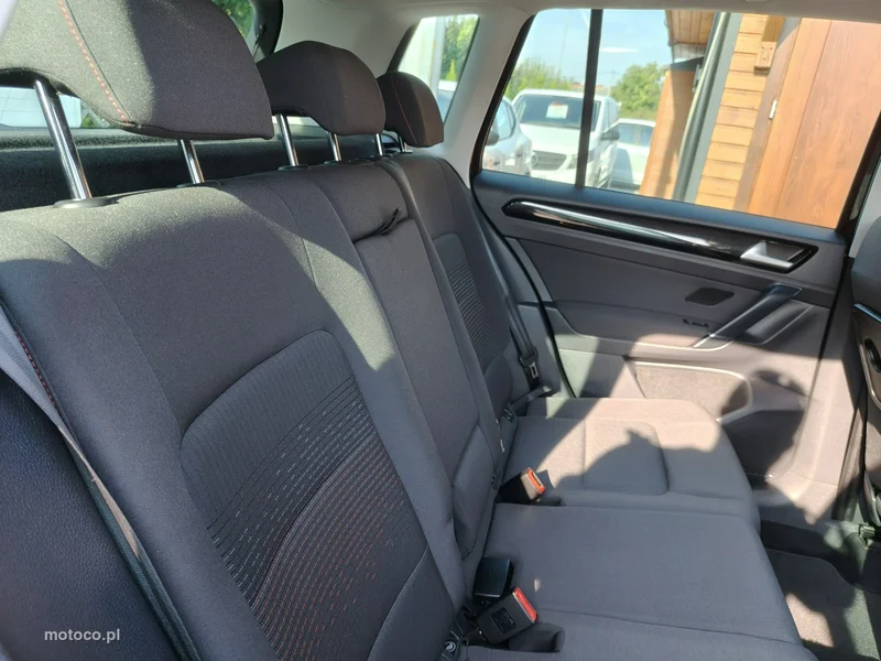 Volkswagen Golf Sportsvan VII 25