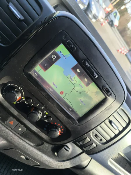 Opel Vivaro 16