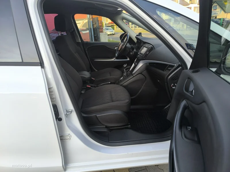 Opel Zafira 21