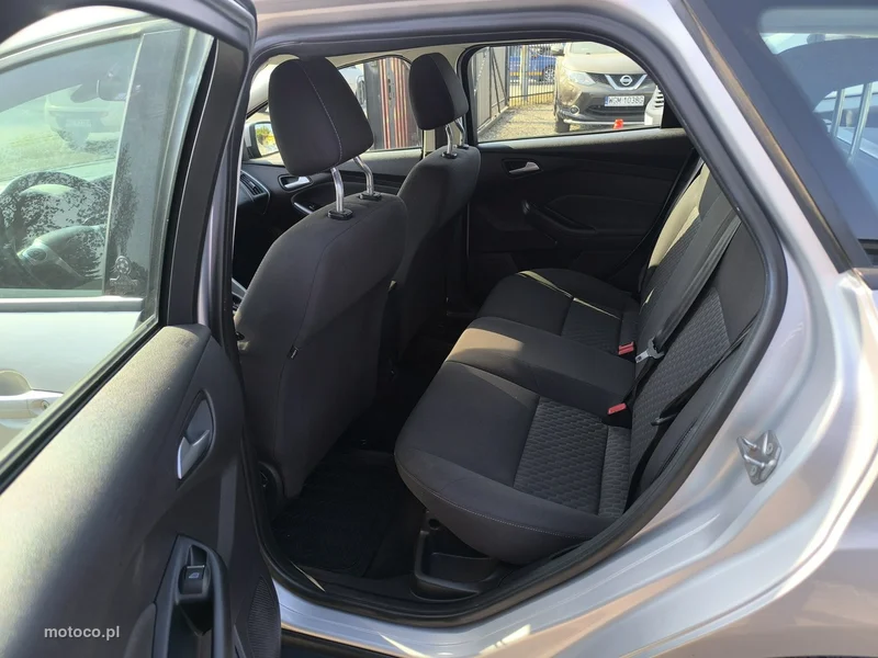 Ford Focus III 17