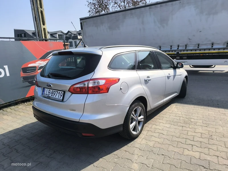 Ford Focus III 5