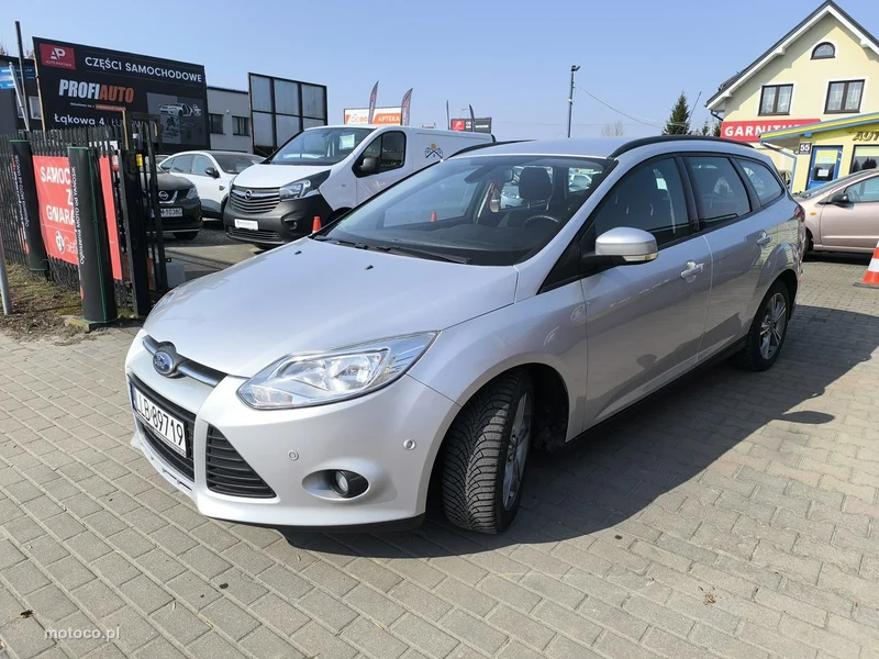 Ford Focus III 10