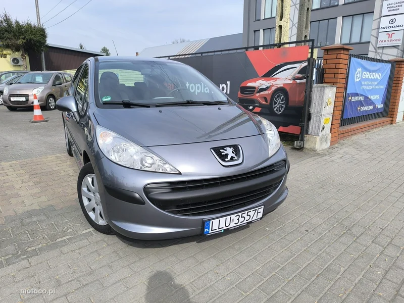 Peugeot 207 11