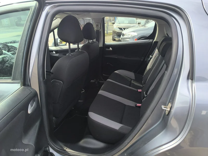 Peugeot 207 16