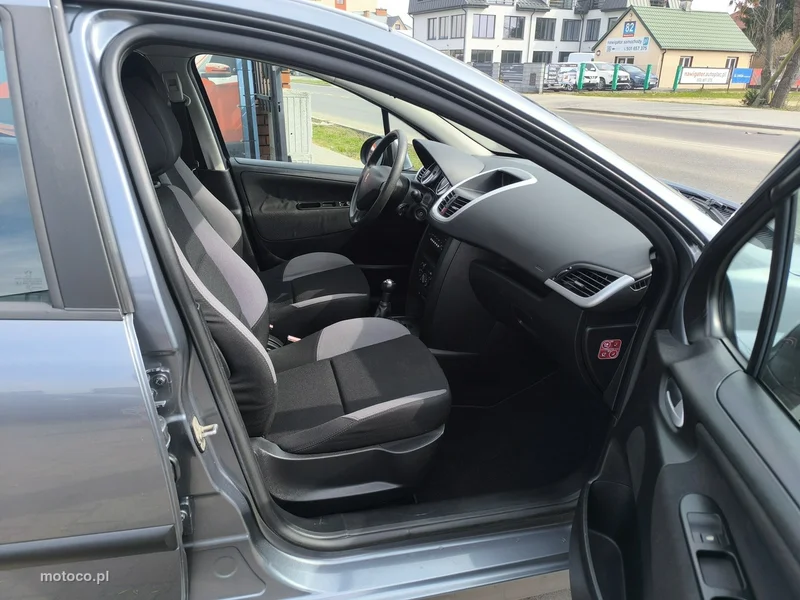 Peugeot 207 18