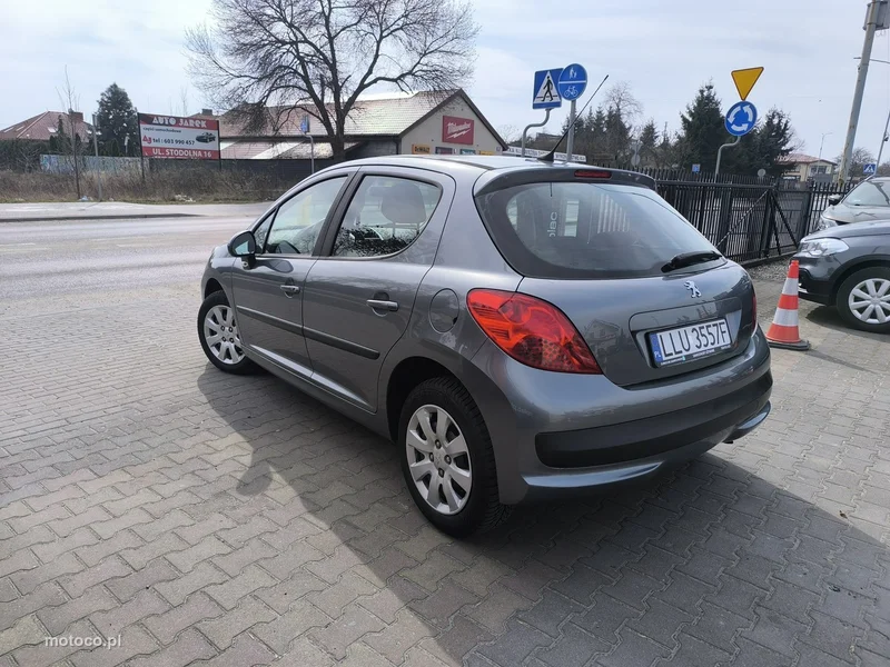 Peugeot 207 7