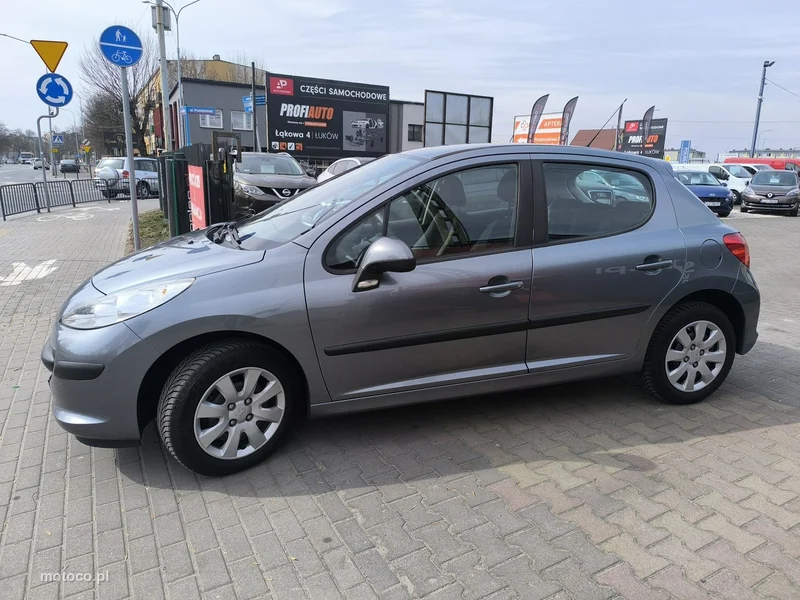Peugeot 207 8