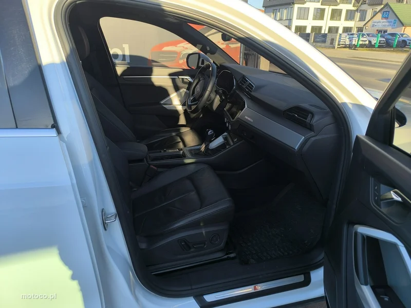 Audi Q3 F3 29