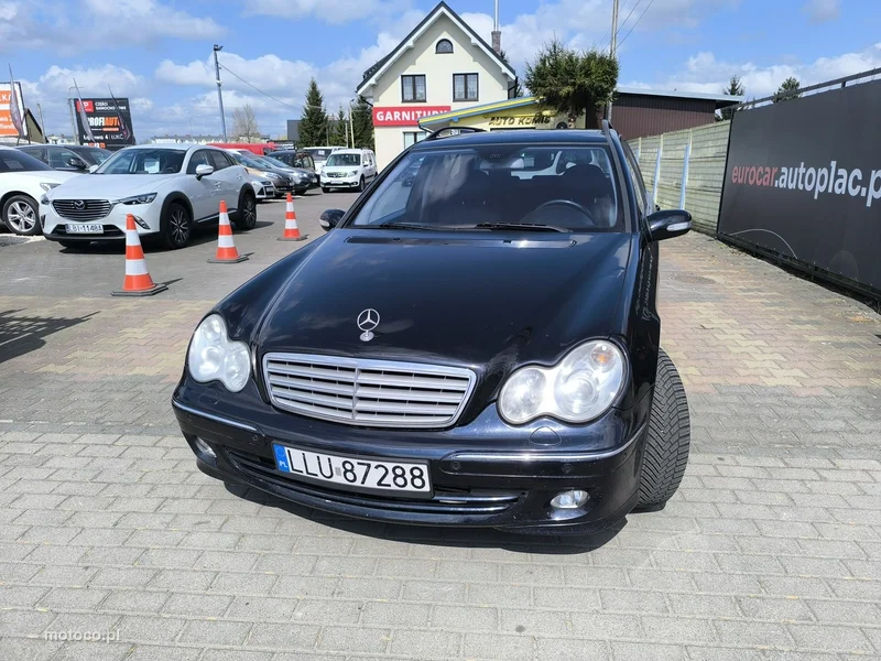 Mercedes-Benz Klasa C W203 C 320 11