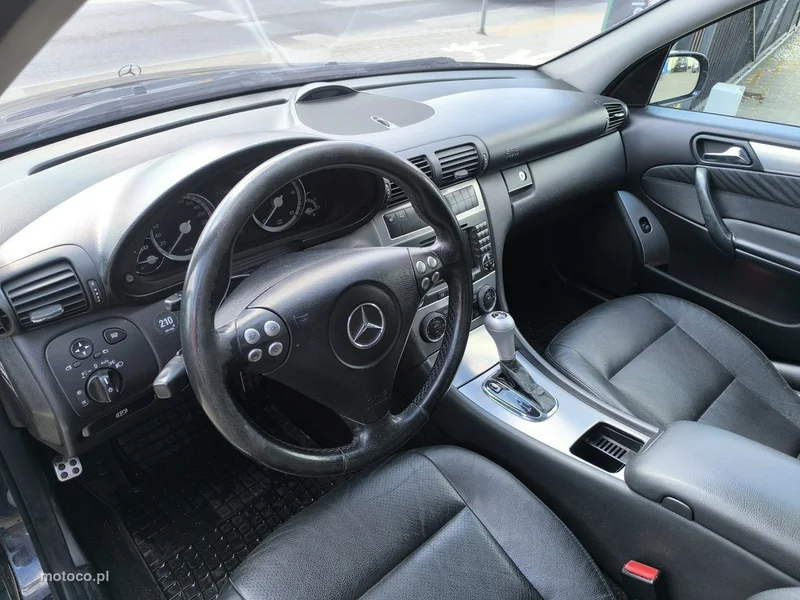 Mercedes-Benz Klasa C W203 C 320 15