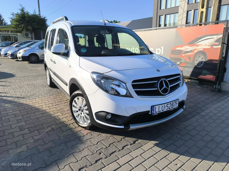 Mercedes-Benz Citan Tourer 12