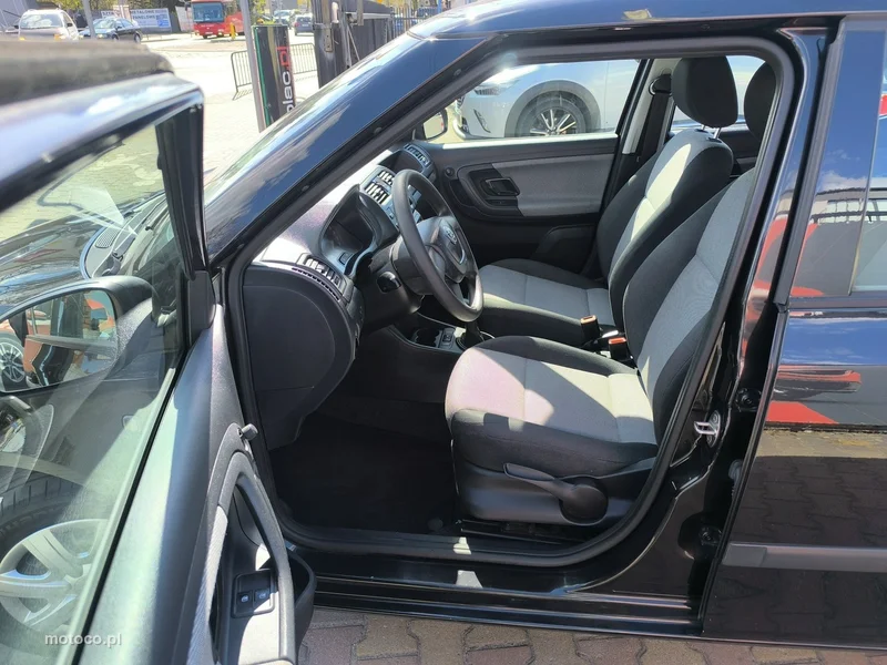 Skoda Fabia II 17