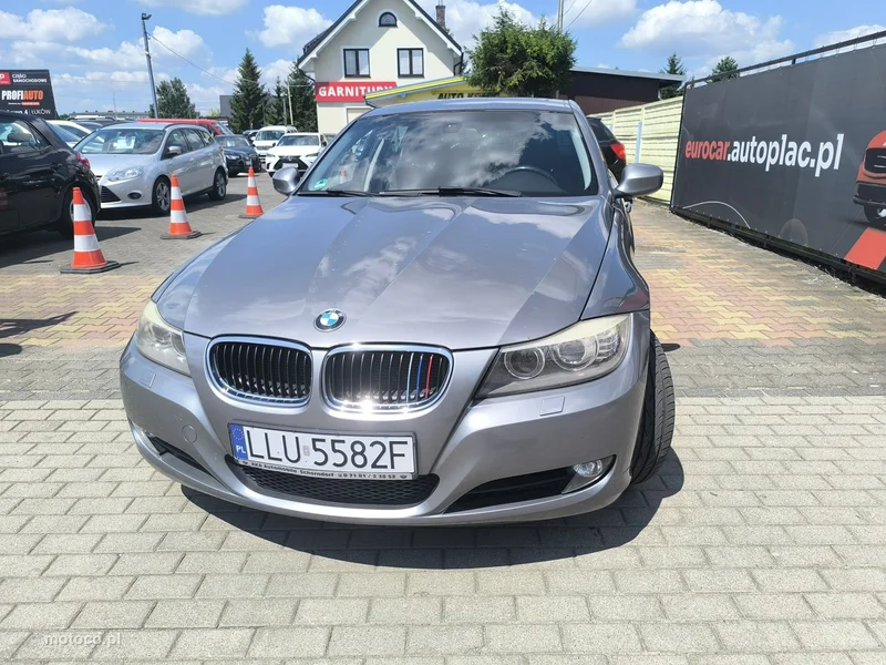 BMW Seria 3 E90 318 11