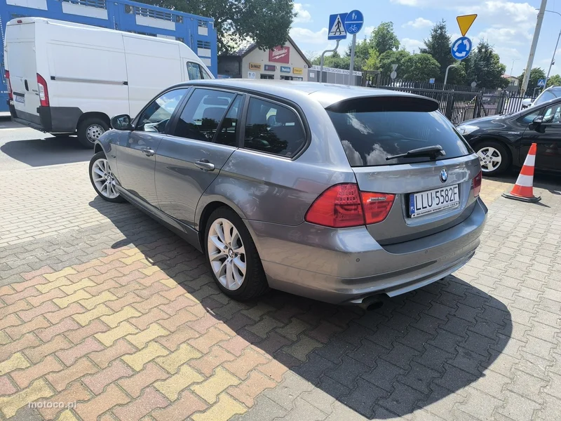 BMW Seria 3 E90 318 8