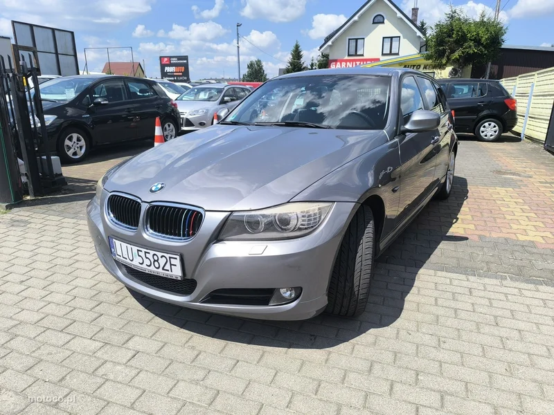 BMW Seria 3 E90 318 10