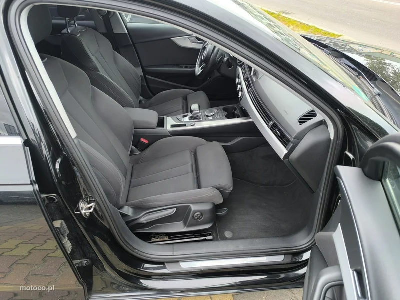 Audi A4 B9 25