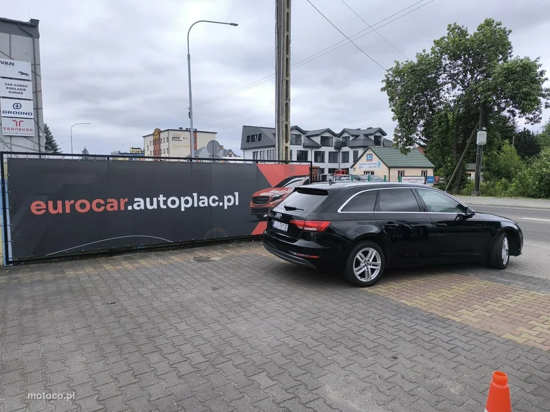 Audi A4 B9 4