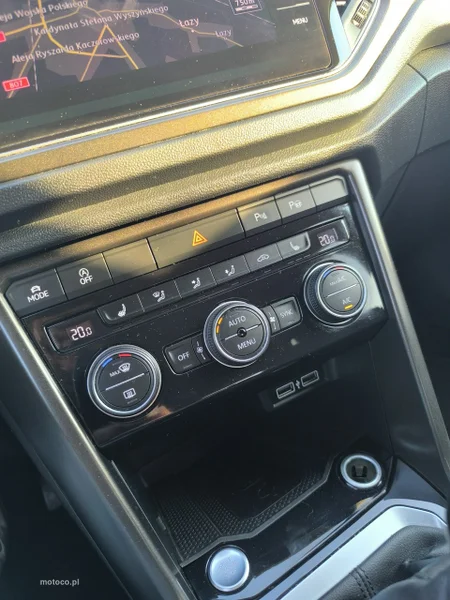 Volkswagen T-Roc A1 20