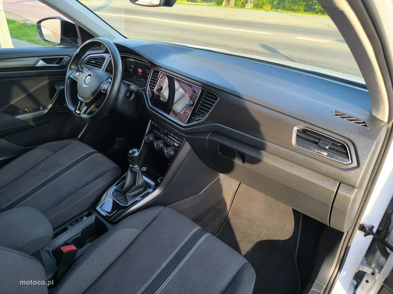 Volkswagen T-Roc A1 28