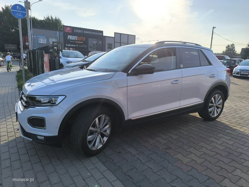 Volkswagen T-Roc A1 10