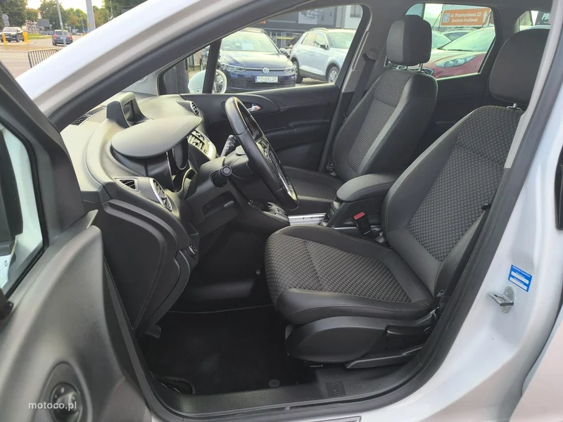 Opel Meriva B 16