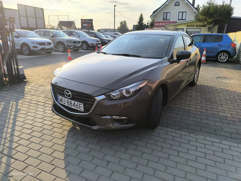Mazda 3 10