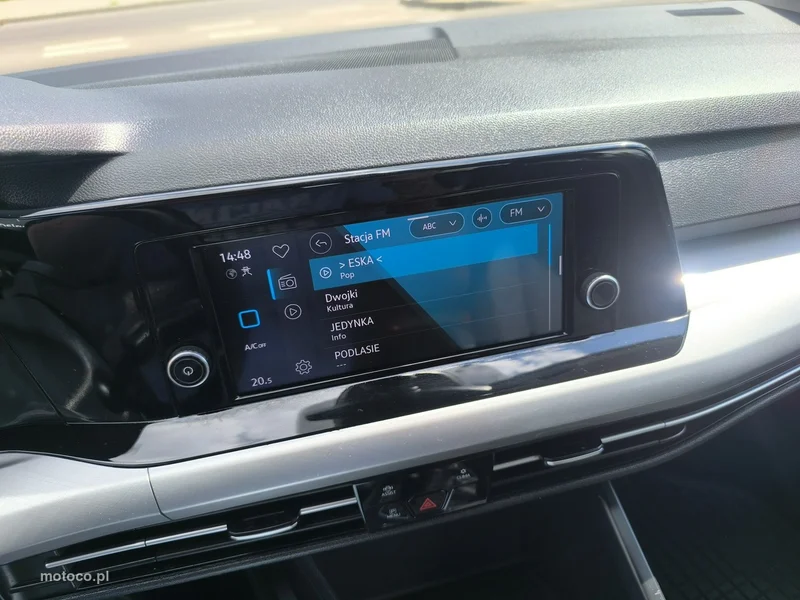 Volkswagen Golf VIII 17