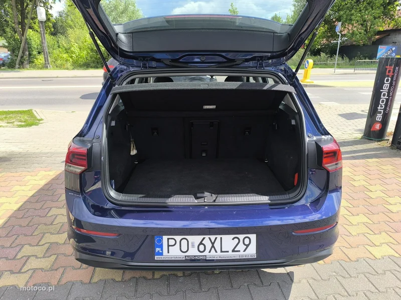 Volkswagen Golf VIII 29
