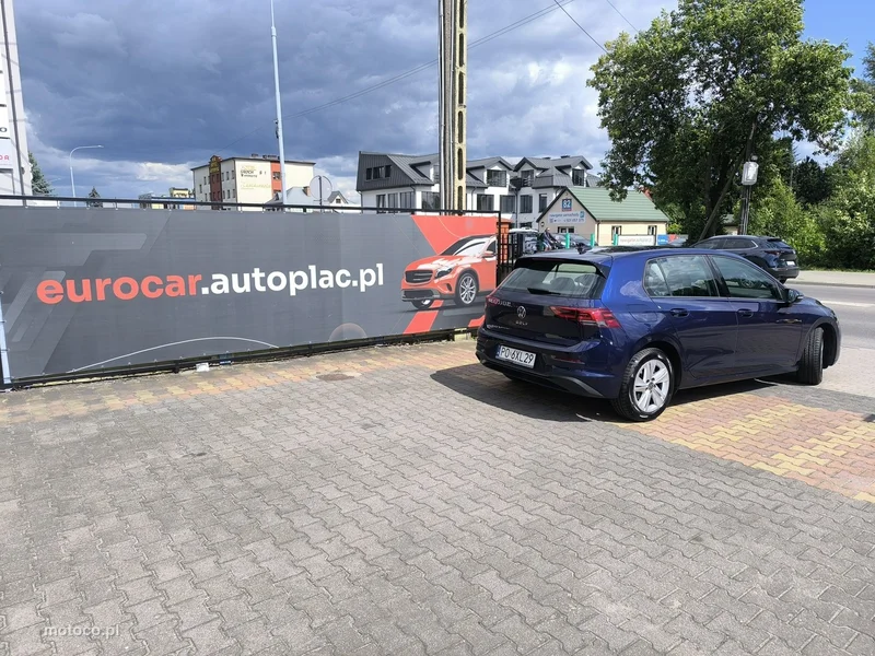 Volkswagen Golf VIII 4