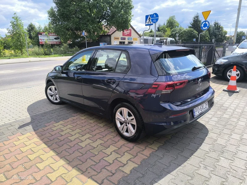 Volkswagen Golf VIII 7