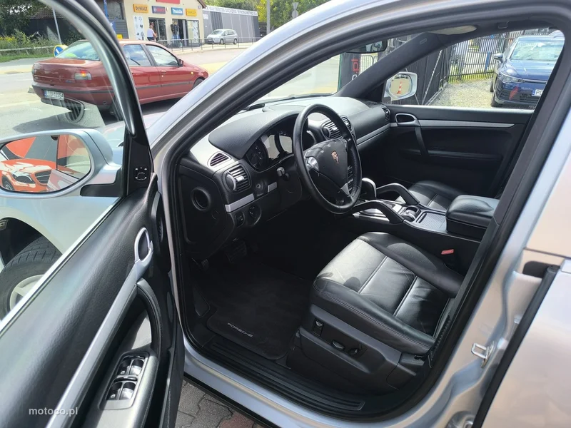 Porsche Cayenne 9PA 11