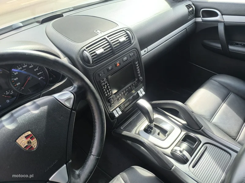 Porsche Cayenne 9PA 13