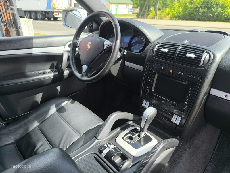 Porsche Cayenne 9PA 19