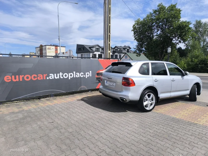 Porsche Cayenne 9PA 3