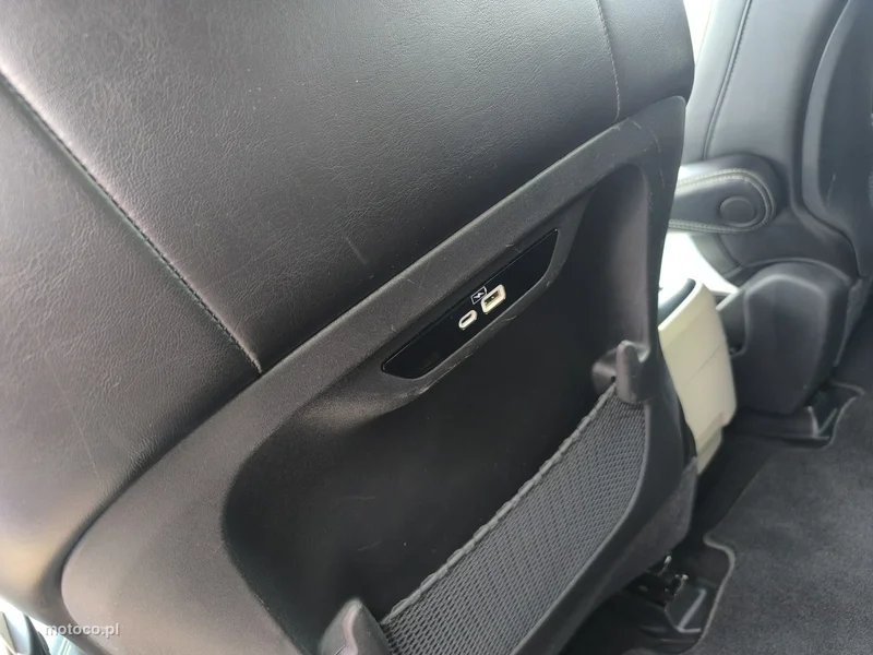 Chrysler Pacifica 23