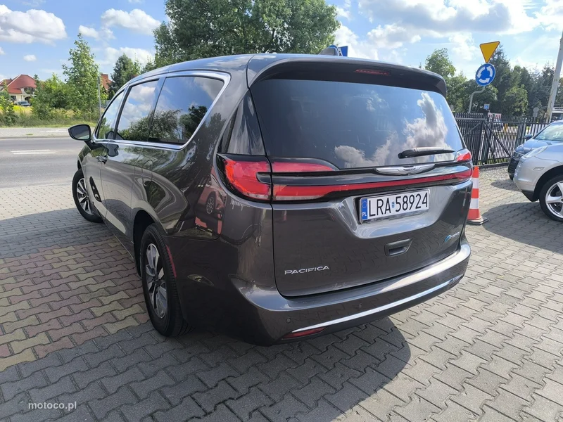 Chrysler Pacifica 6