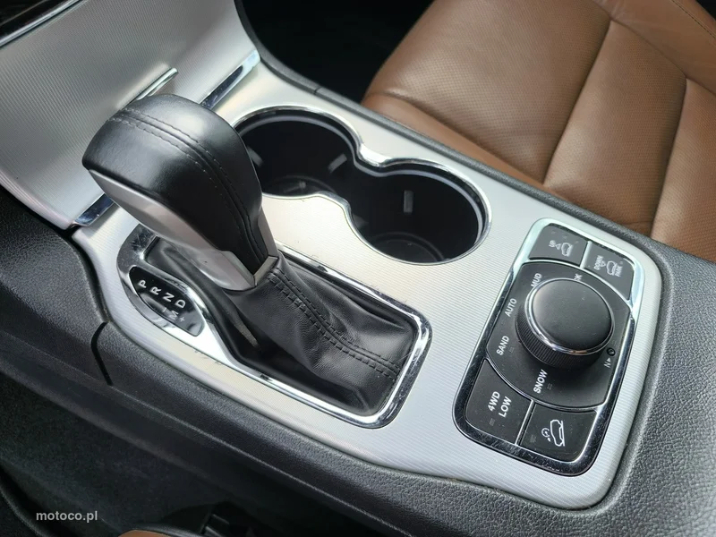 Jeep Grand Cherokee 19