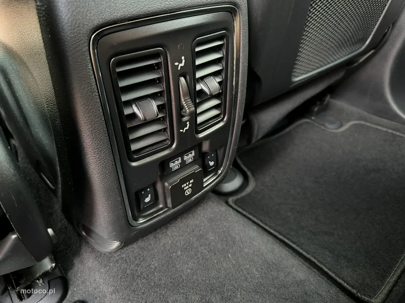 Jeep Grand Cherokee 31