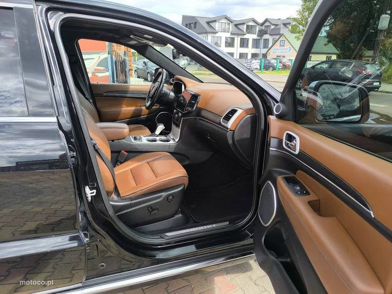Jeep Grand Cherokee 35