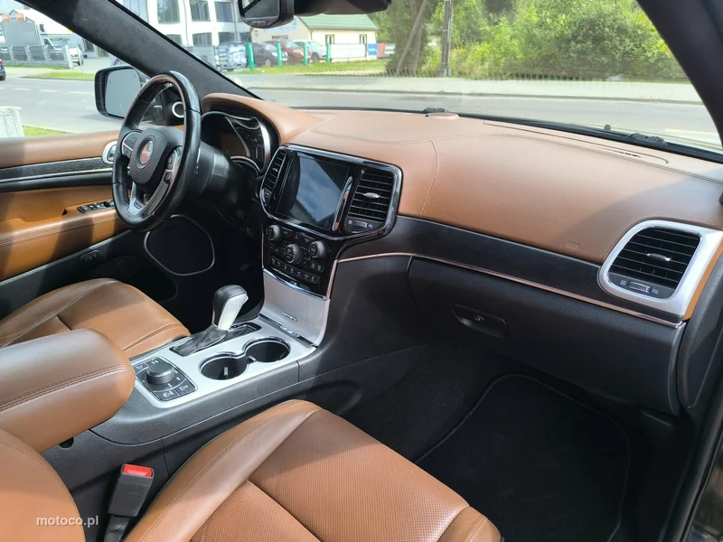 Jeep Grand Cherokee 36