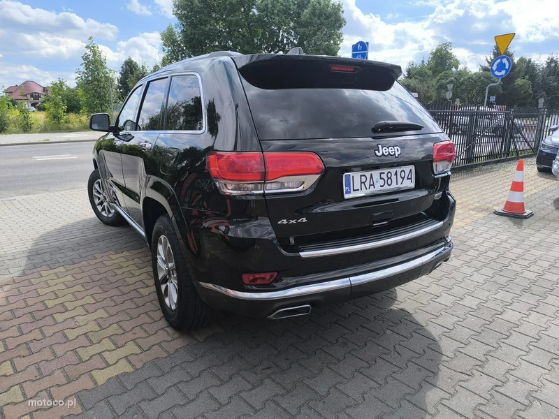 Jeep Grand Cherokee 8