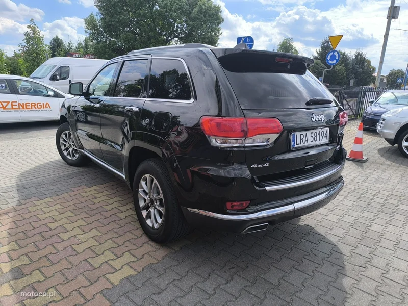 Jeep Grand Cherokee 9