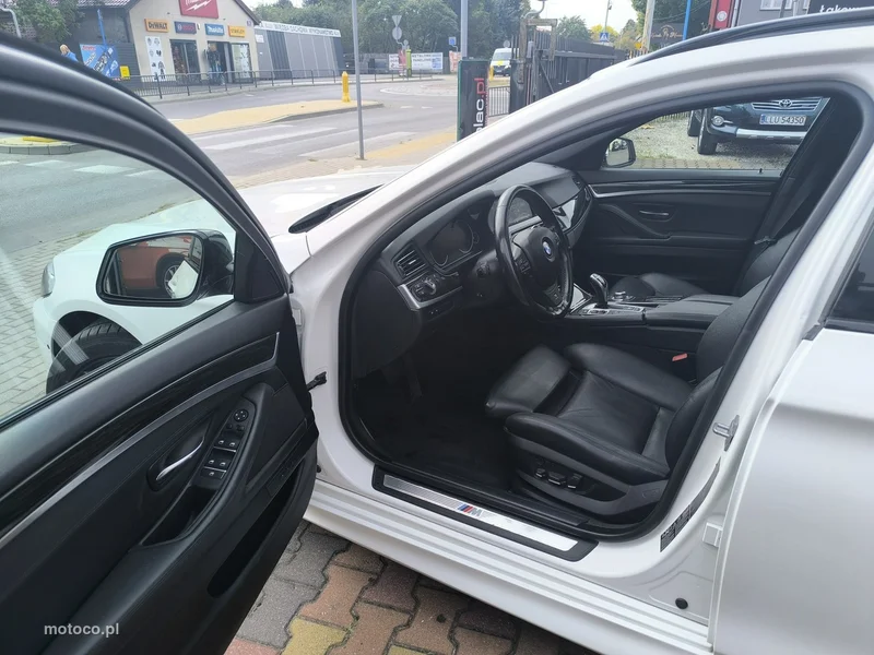 BMW Seria 5 F10 535 13